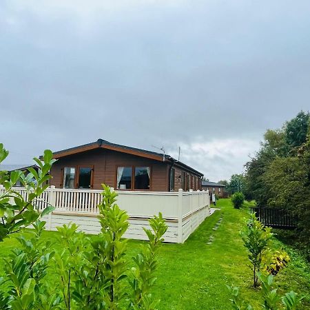 Bella Rose Lodge With Hot Tub Malton Exterior photo